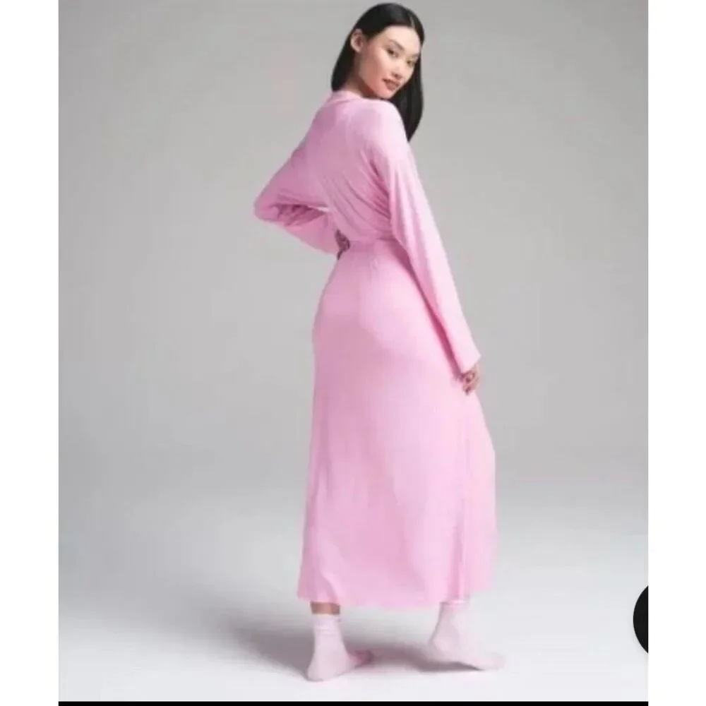 Skims Women's Pink Long Robe Bubble Gum